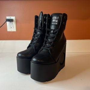 Killstar Diana Crescent Wedge Boots, Size 6, EUC, no original box